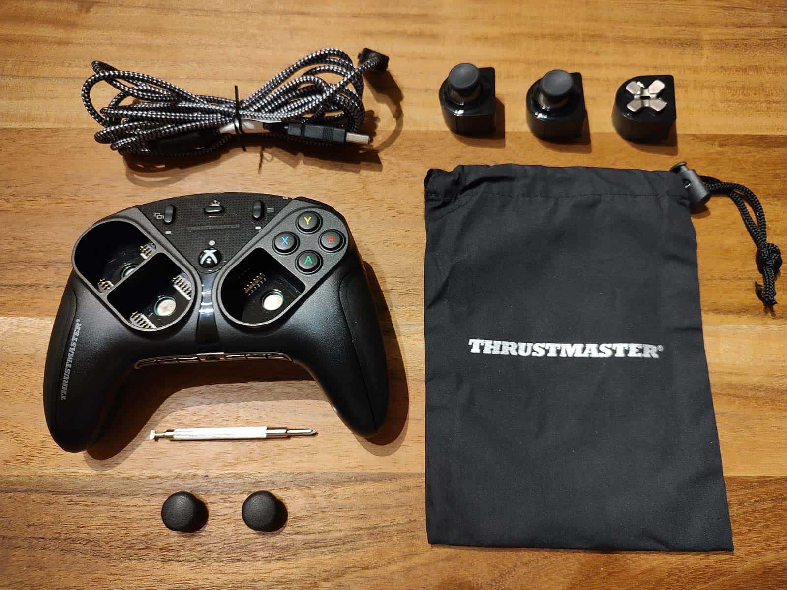 Thrustmaster - Manette eSwap Pro Controller Noir