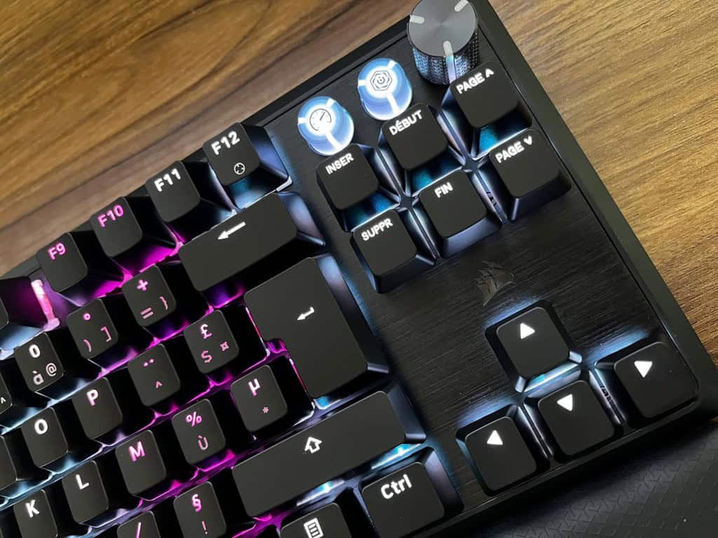 Gros plan sur le Corsair K70 Pro TKL